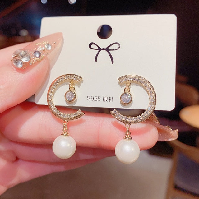 New Women&#39;s Earrings Korean Stud Earrings for Women Vintage Pearl Dangle Drop Gold Earring Set 2021 Trend Earings Female Jewelry