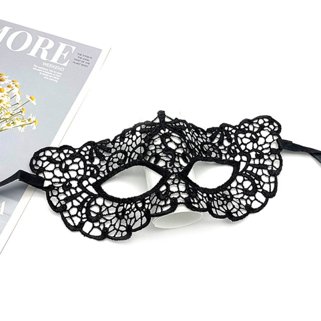 Women Hollow Lace Masquerade Face Mask Sexy Cosplay Prom Party Props Costume Halloween Masquerade Mask Nightclub Queen Eye Mask