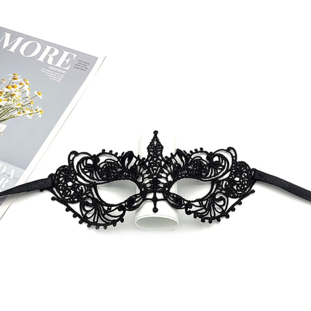 Women Hollow Lace Masquerade Face Mask Sexy Cosplay Prom Party Props Costume Halloween Masquerade Mask Nightclub Queen Eye Mask