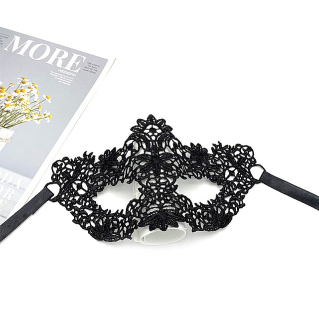 Women Hollow Lace Masquerade Face Mask Sexy Cosplay Prom Party Props Costume Halloween Masquerade Mask Nightclub Queen Eye Mask