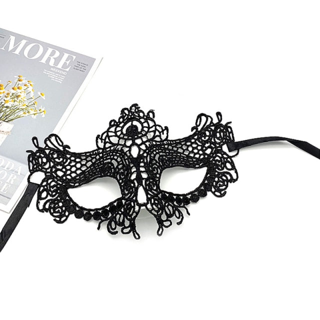 Women Hollow Lace Masquerade Face Mask Sexy Cosplay Prom Party Props Costume Halloween Masquerade Mask Nightclub Queen Eye Mask