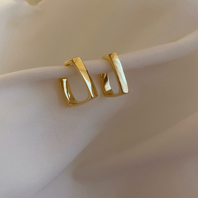 Golden Big hoop Earrings Korean Geometry Metal Gold Earrings For women Female Retro Drop Earrings 2021 Trend Fashion Jewelry